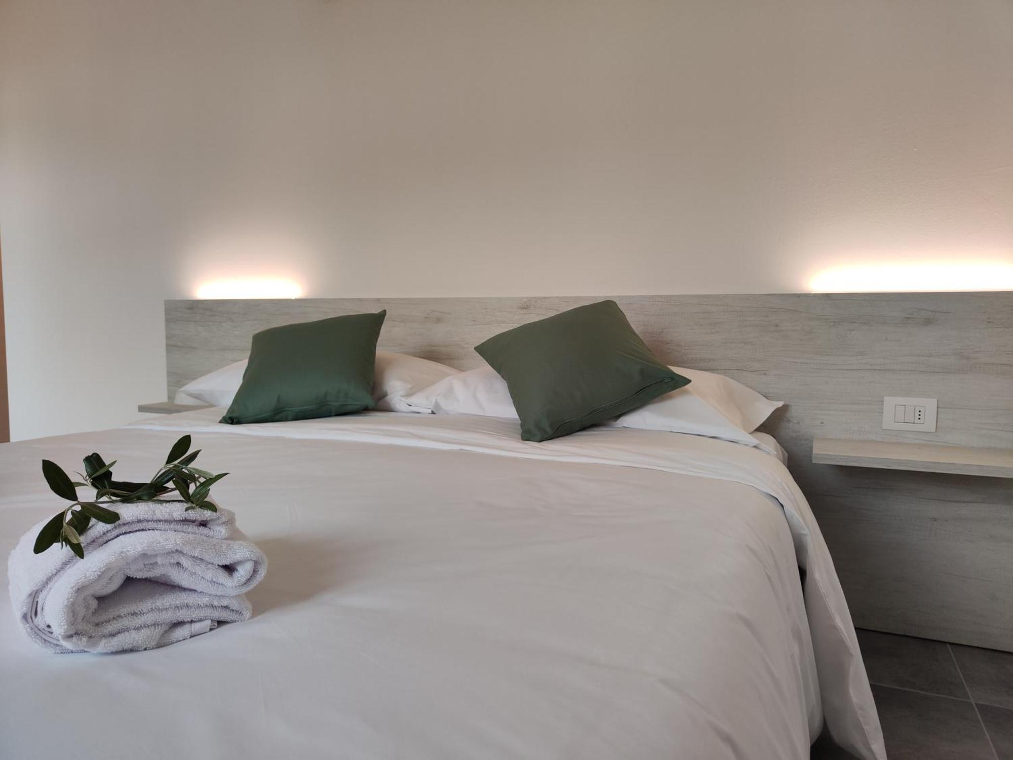 Oasi Degli Ulivi Apartamento Riva del Garda Exterior foto
