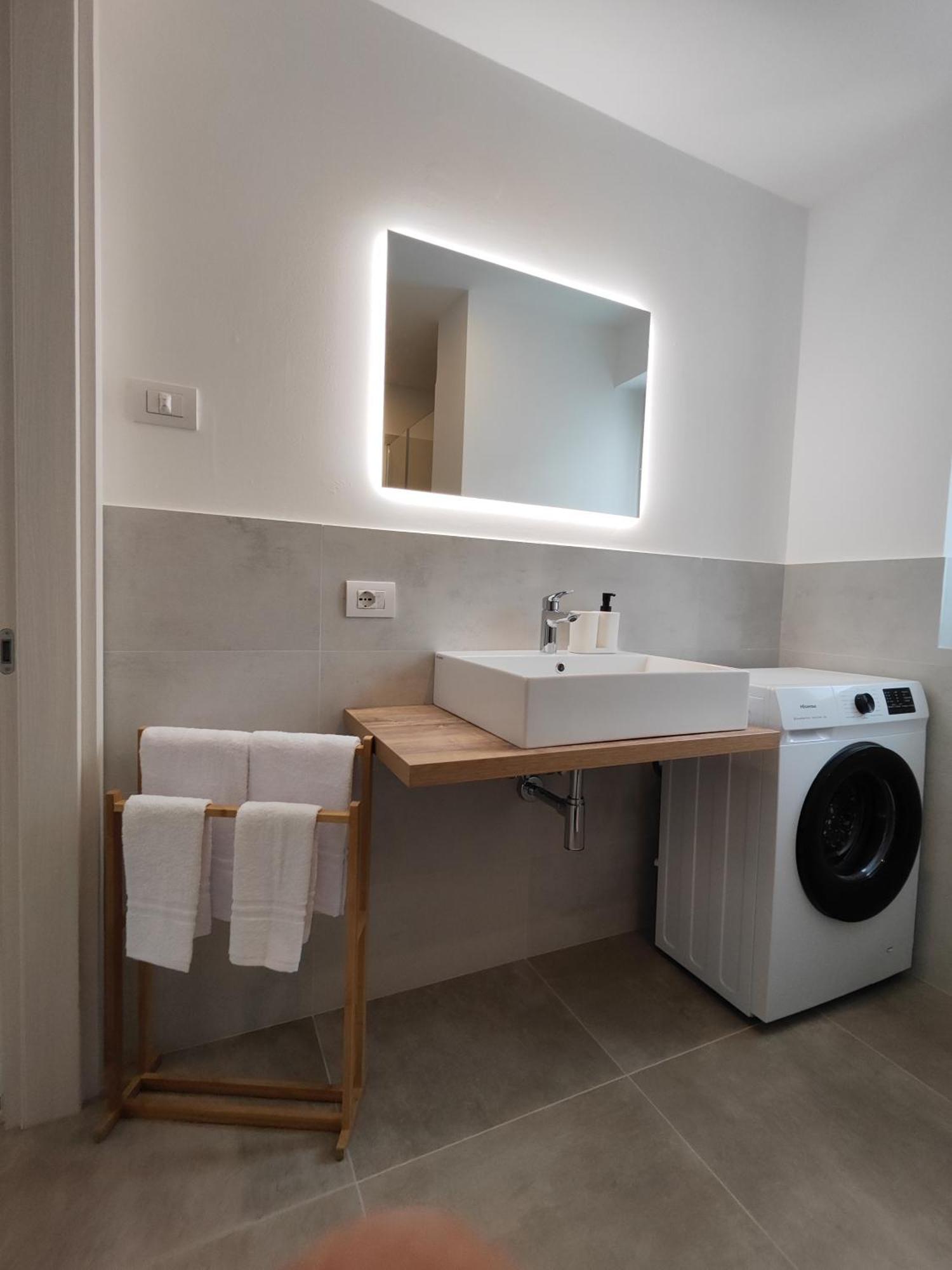 Oasi Degli Ulivi Apartamento Riva del Garda Exterior foto